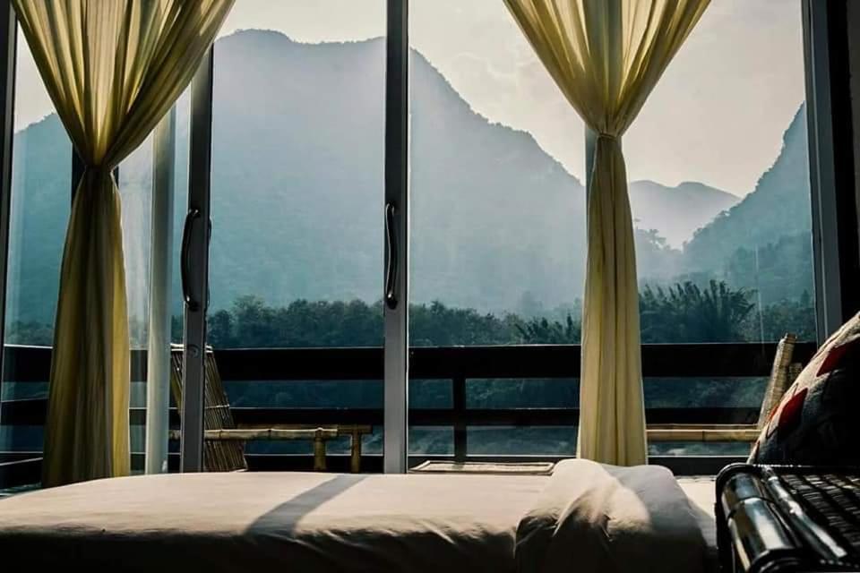 Ning Ning Guesthouse Muang Ngoi Exteriör bild